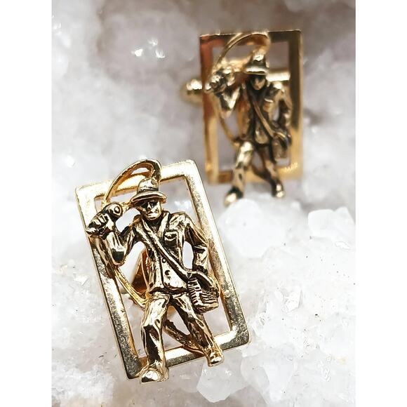 Vintage Gold Tone Fly Fishermen Cufflinks - Picture 1 of 4
